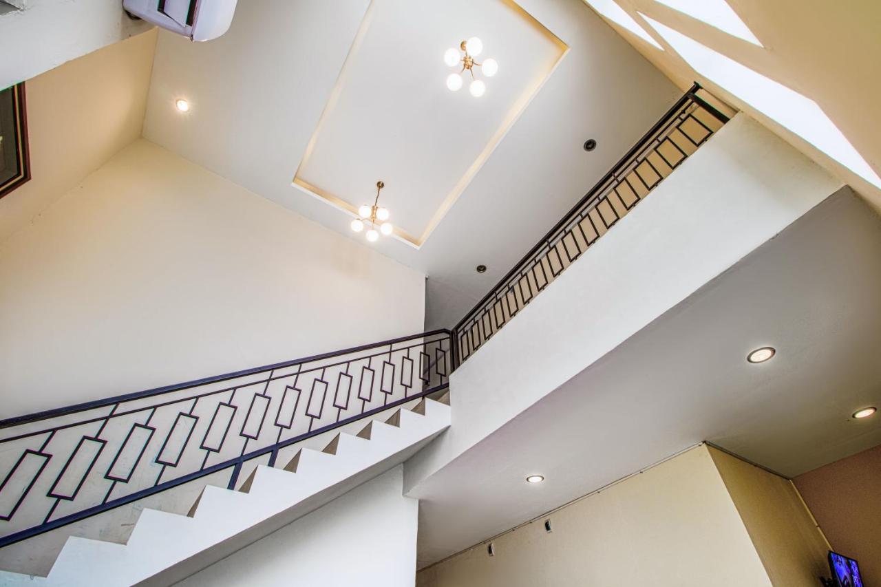 Vosstel Guest House Medan Eksteriør bilde